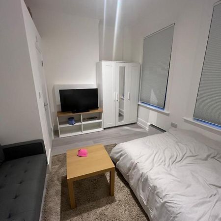דירות לונדון Studio Flat In Camden Town מראה חיצוני תמונה